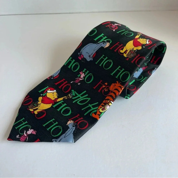 Vintage Winnie the Pooh Christmas Neck Tie Ho Ho Ho Santa Hat Tigger - Picture 2 of 6